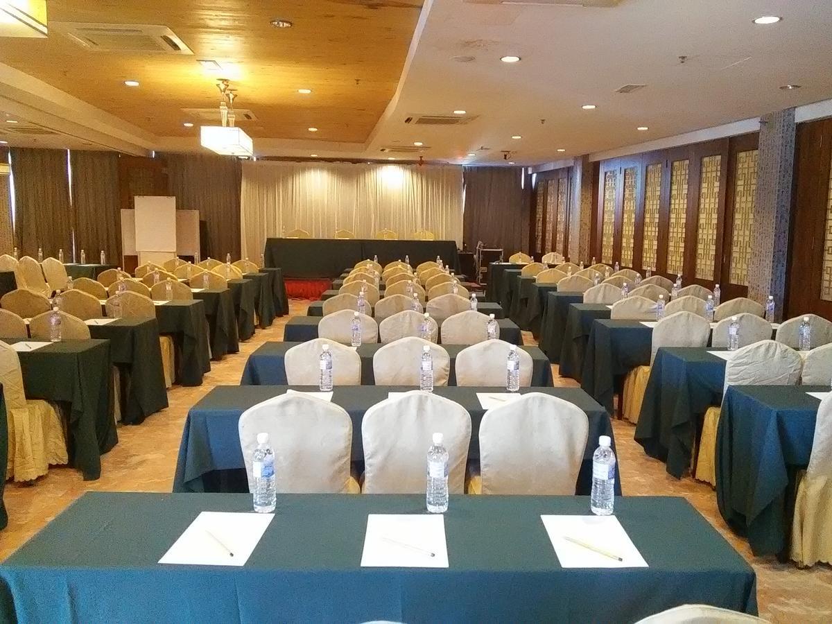 Kemena Hotell Bintulu Exteriör bild