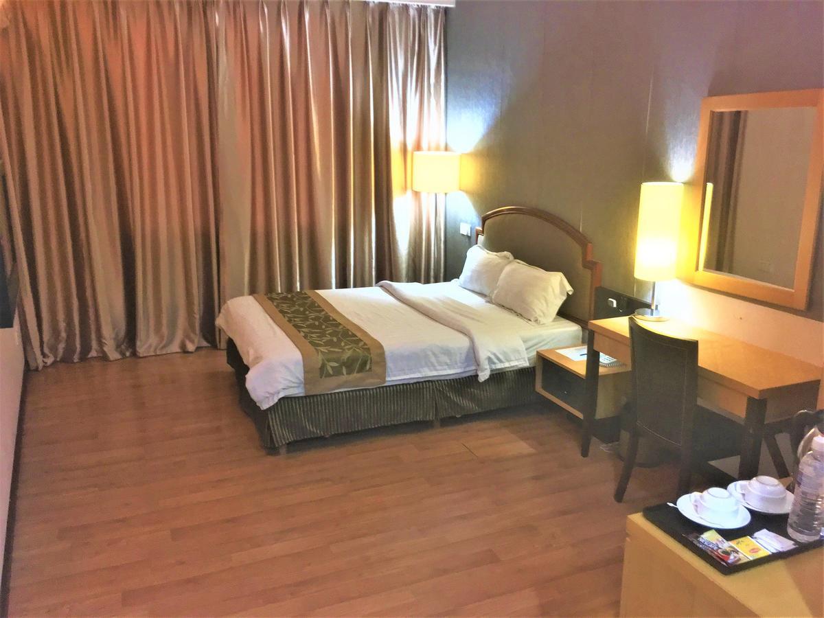 Kemena Hotell Bintulu Exteriör bild