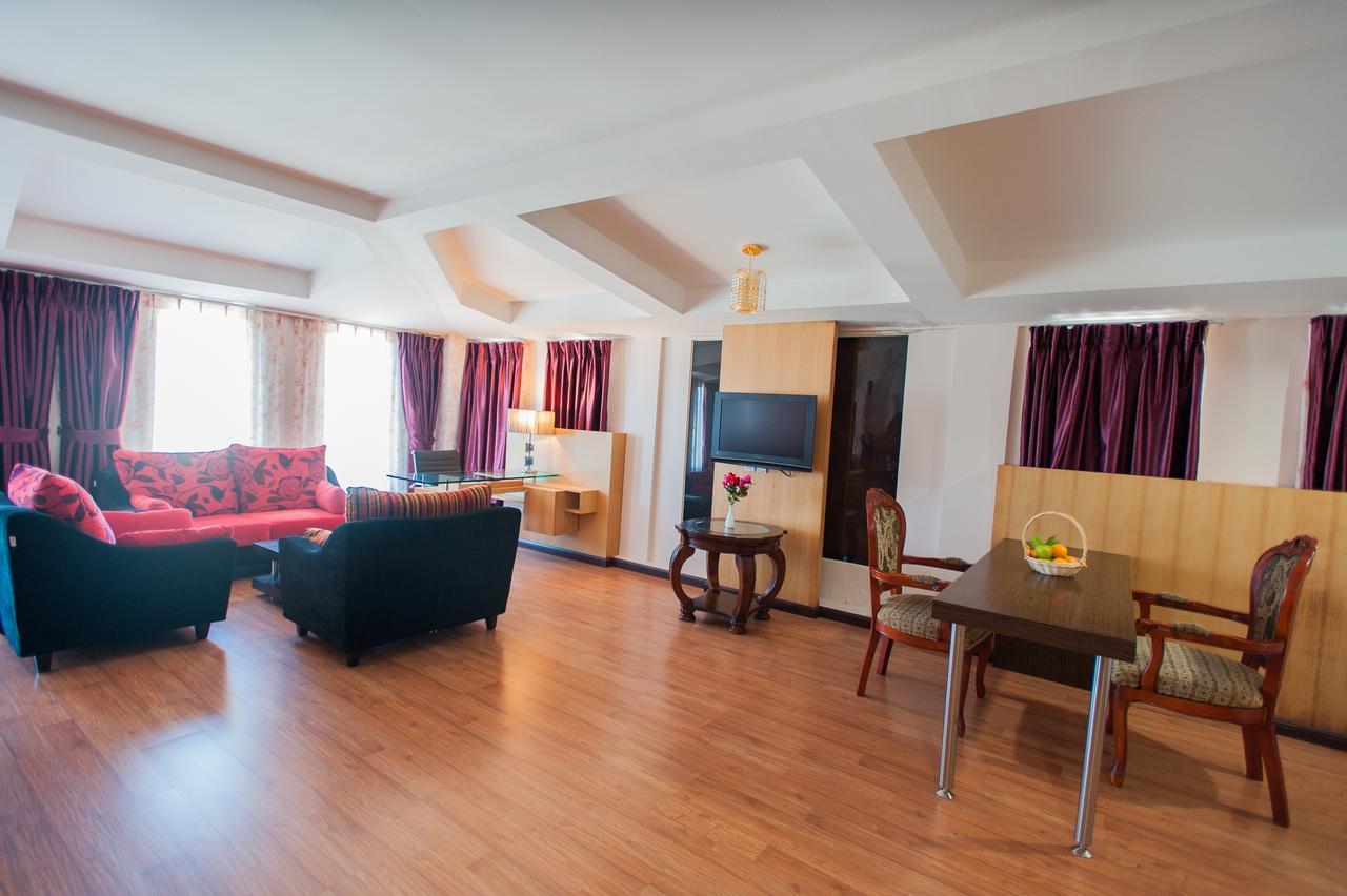 Kemena Hotell Bintulu Exteriör bild
