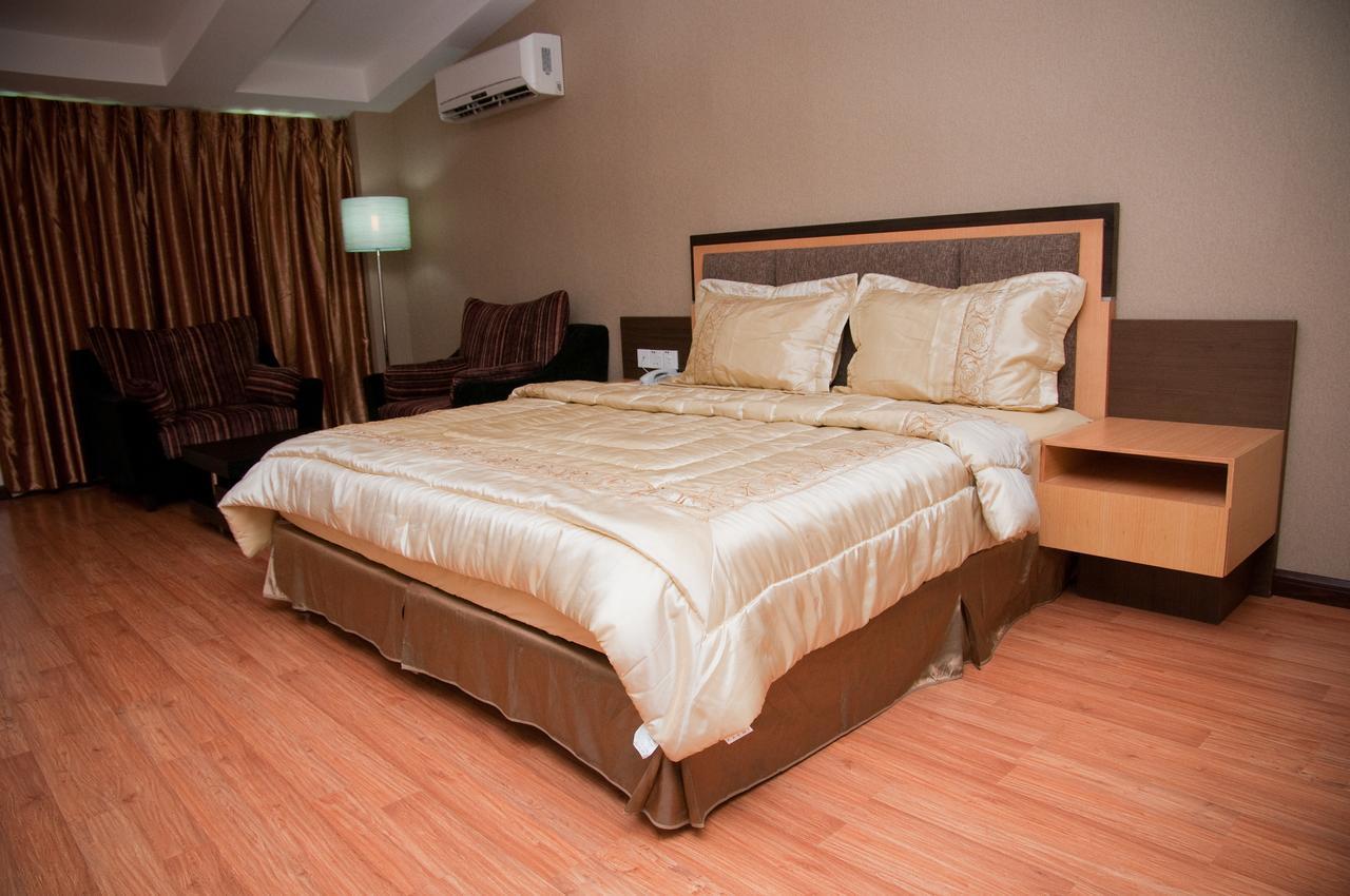 Kemena Hotell Bintulu Exteriör bild