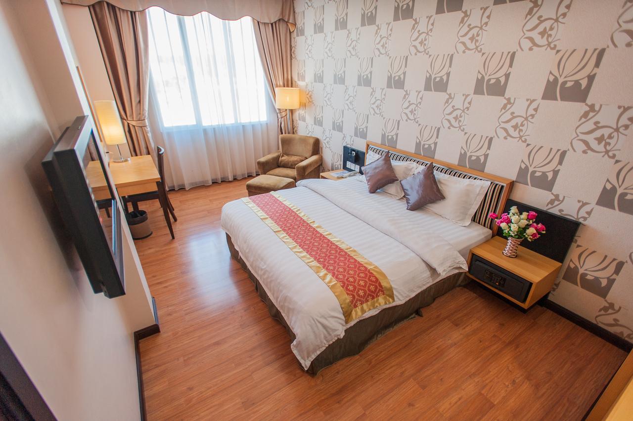 Kemena Hotell Bintulu Exteriör bild