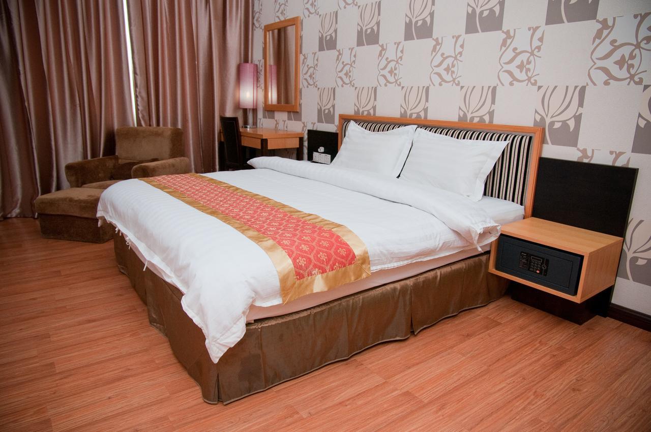 Kemena Hotell Bintulu Exteriör bild