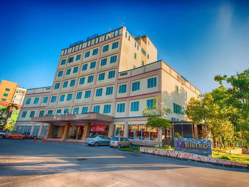 Kemena Hotell Bintulu Exteriör bild